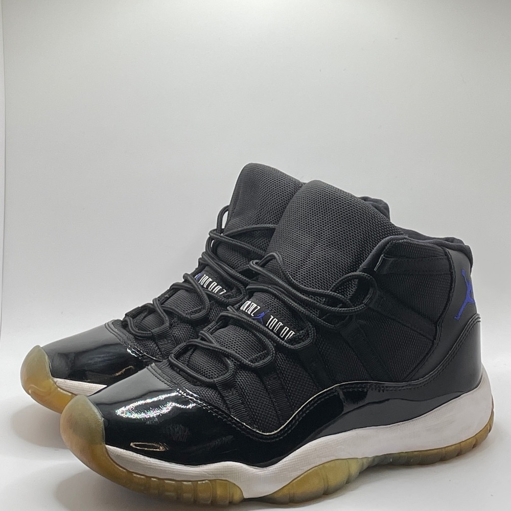 Retro 11 space jam 2016 size 6.5 no box